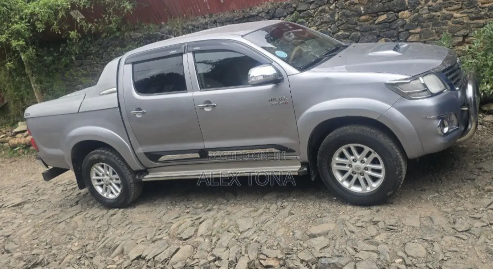 Toyota Hilux 2015 Silver