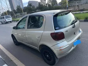 Toyota Vitz 2003 Gray