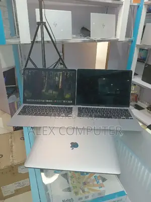 New Laptop Apple MacBook Air 2020 M1 8GB Apple M1 SSD 256GB