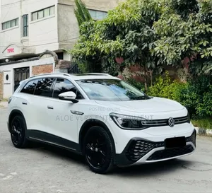 Volkswagen ID.6 2023 White