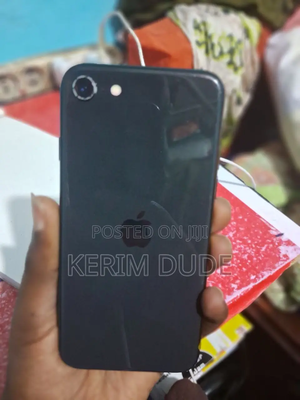 Apple iPhone SE (2020) 64 GB Black