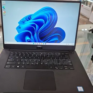 Laptop Dell Precision 15 3520 16GB Intel Core I5 SSD 256GB