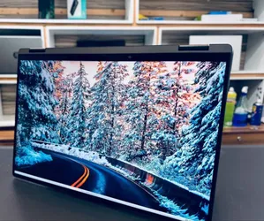 New Laptop Lenovo Yoga 7i 16GB Intel Core i7 SSD 512GB