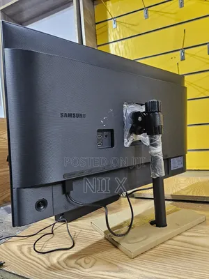 Samsung 32inch Monitor