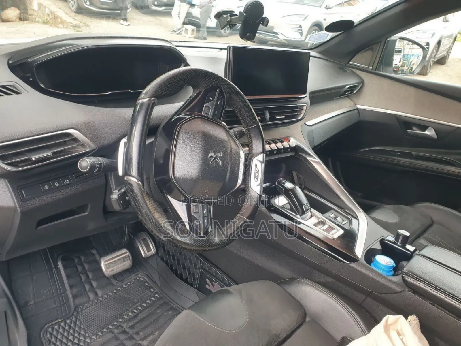 Peugeot 5008 2020 White