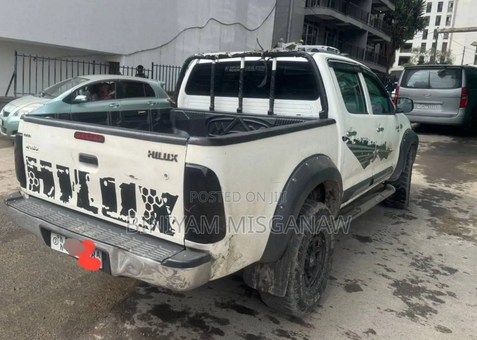 Toyota Hilux 2010 White