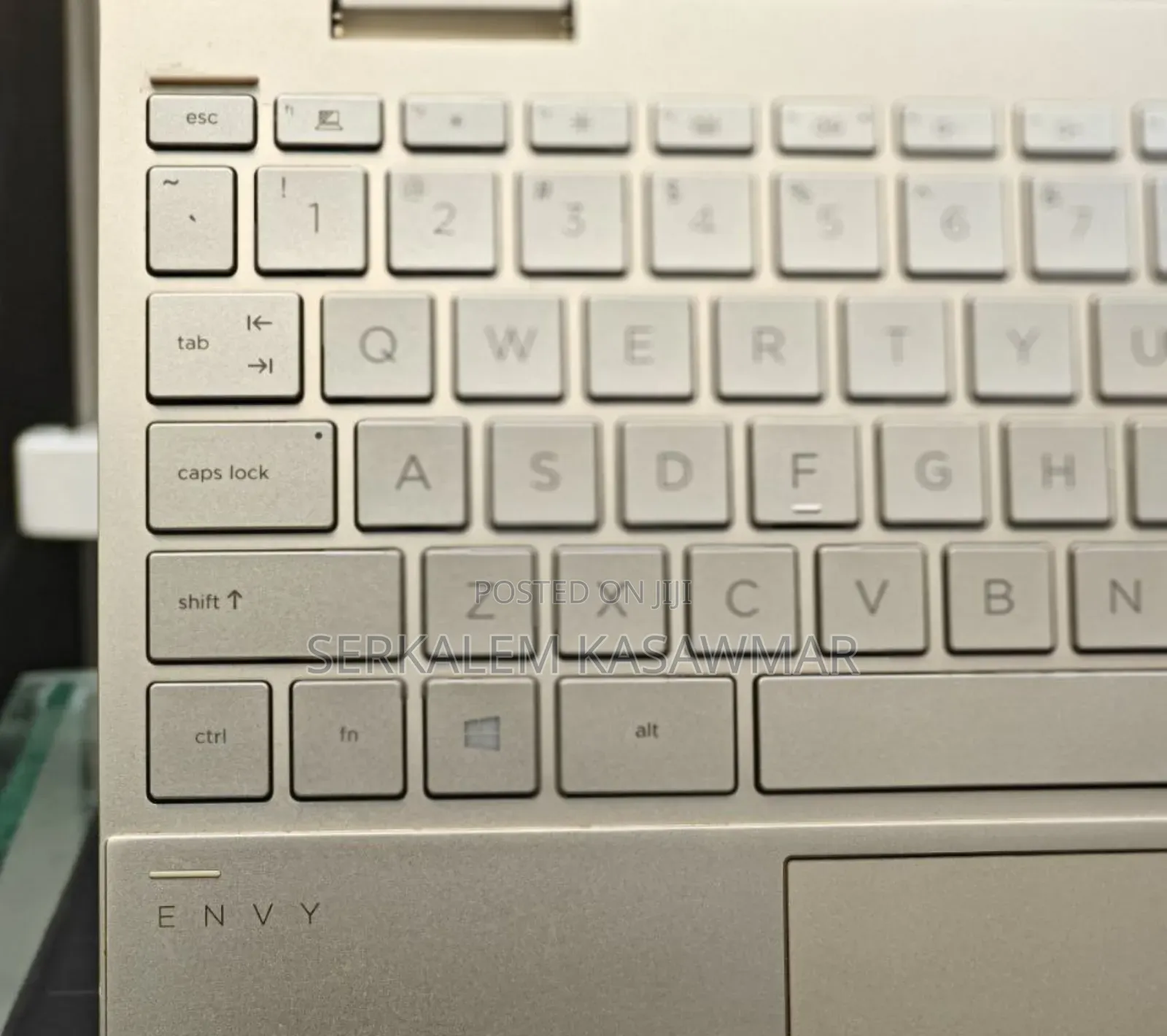 New Laptop HP Envy 13 8GB Intel Core i7 SSD 1T