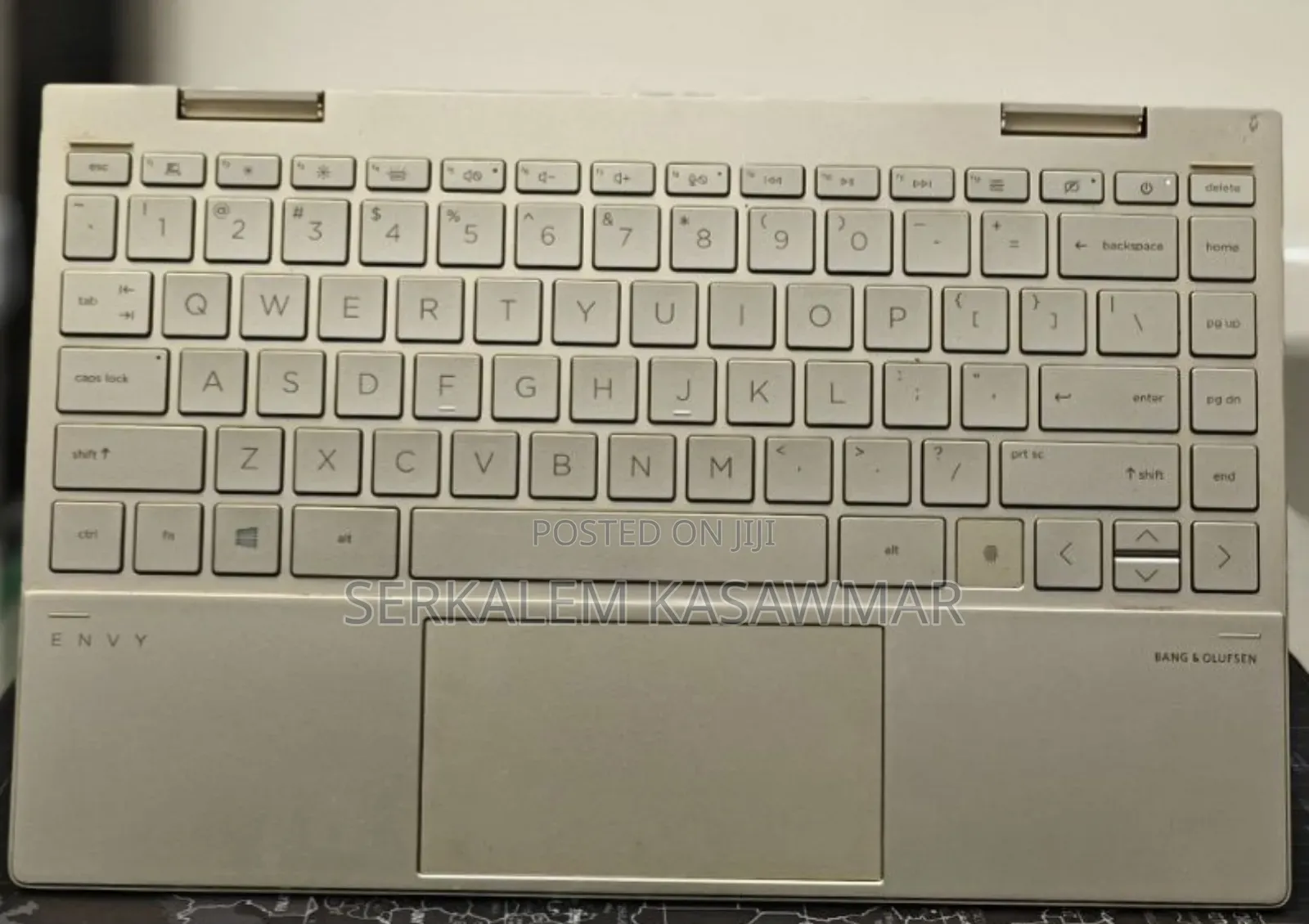 New Laptop HP Envy 13 8GB Intel Core i7 SSD 1T