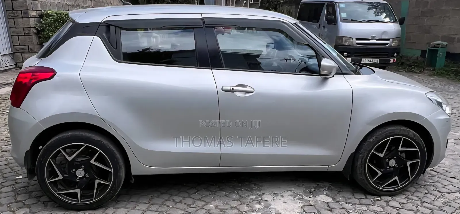 Suzuki Swift 2021 Silver