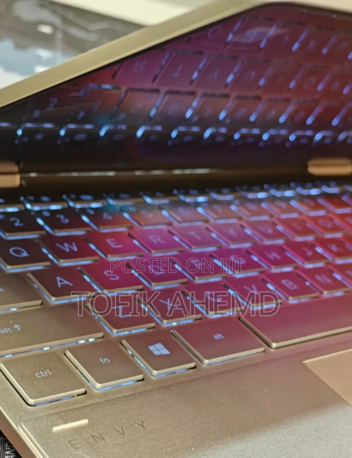 New Laptop HP Envy X360 8GB Intel Core I7 SSD 1T