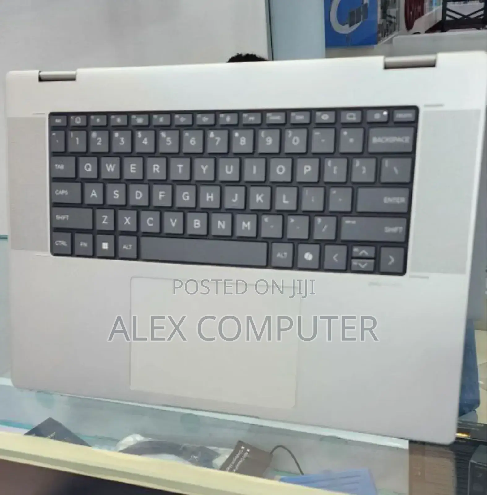 New Laptop HP Envy X360 16GB SSD 1T