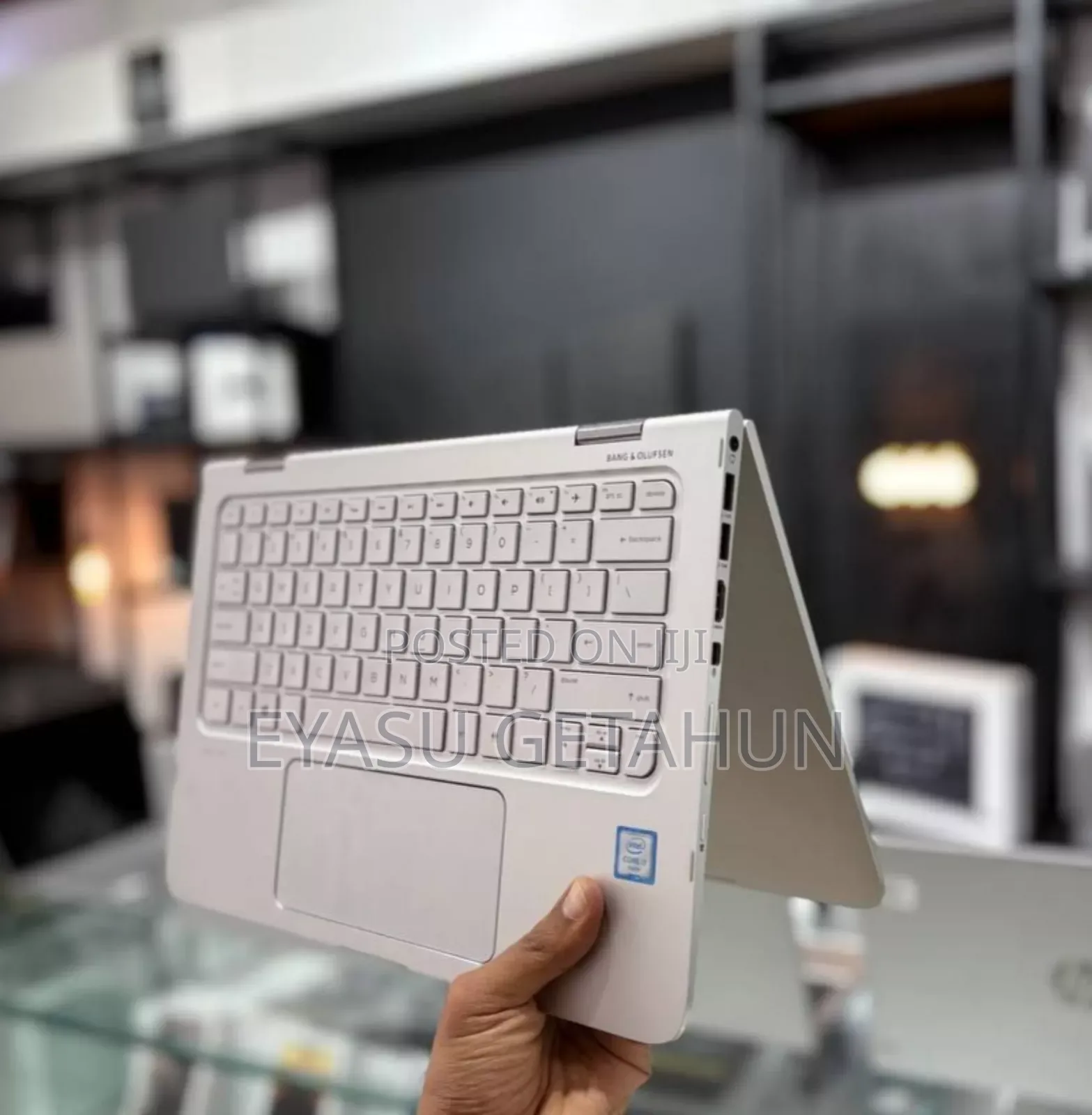 New Laptop HP Spectre X360 8GB Intel Core I7 SSD 512GB