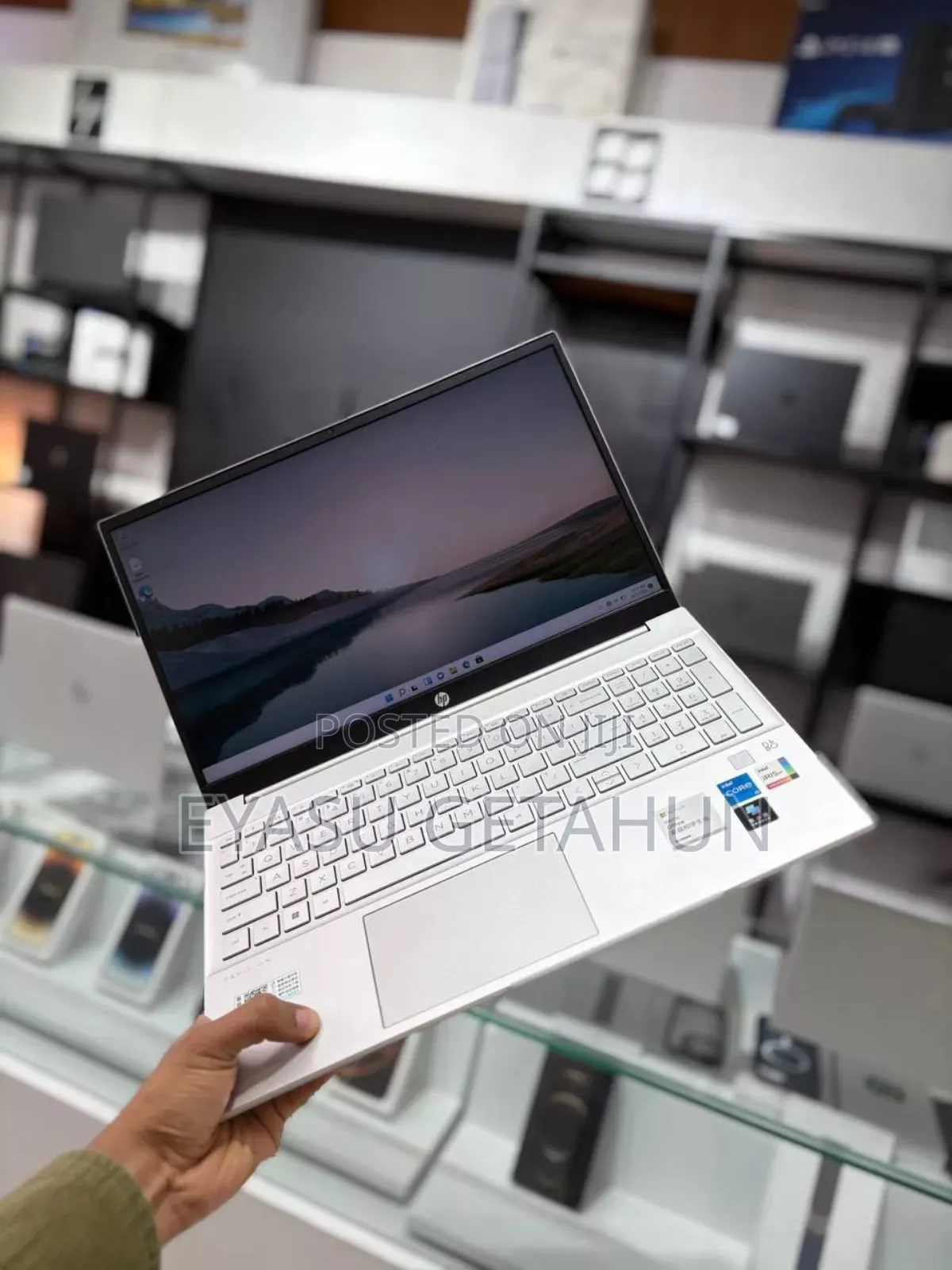 New Laptop HP Pavilion 15 16GB Intel Core i5 SSD 512GB