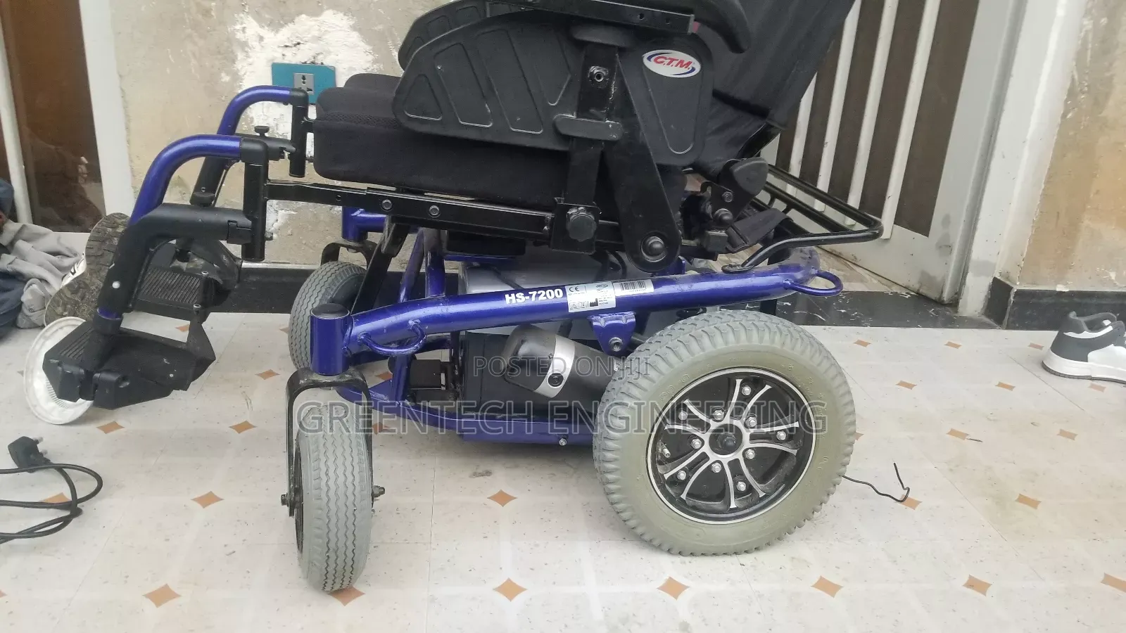 Electric Wheelchair