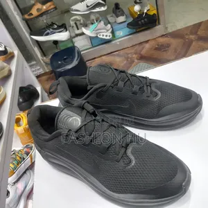 React Nike React