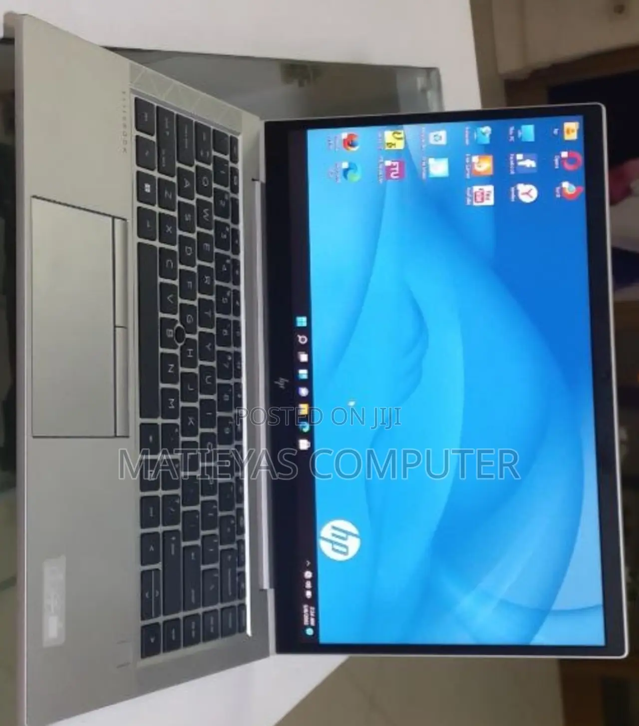 New Laptop HP EliteBook 845 G8 16GB AMD Ryzen 5 SSD 512GB