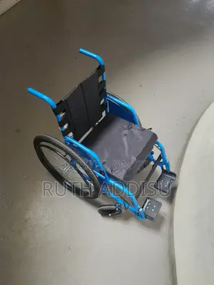 Foldable Strong Wheelchair堥不wheelchair映像wheelchair建立wheelchair New