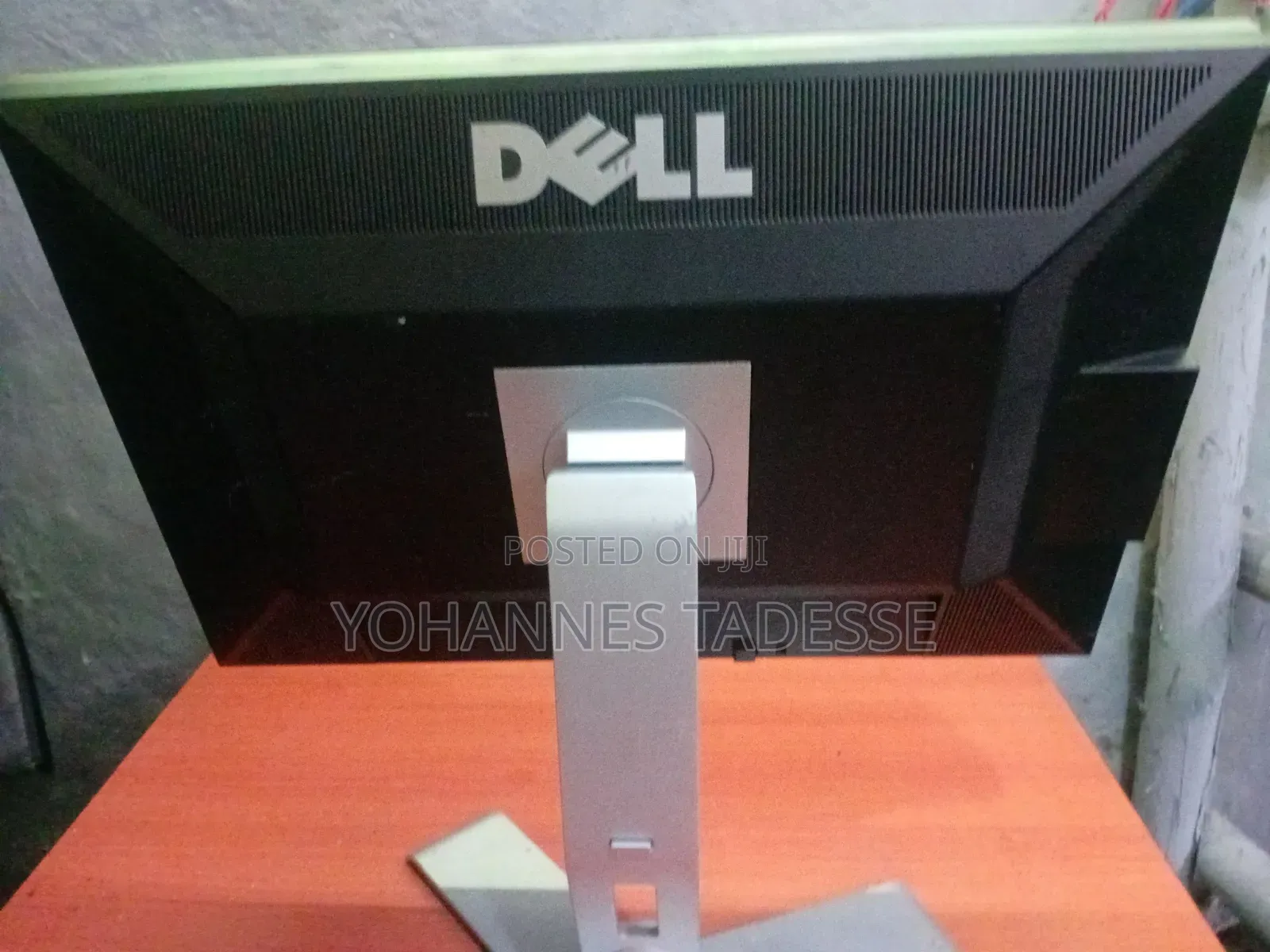 Dell 24 Inch Monitor