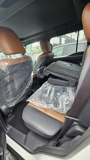 New Lexus GX 550h Hybrid AWD 2024 White