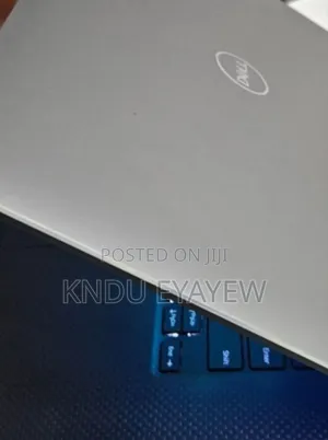 New Laptop Dell Precision 5540 16GB Intel Core I5 SSD 256GB