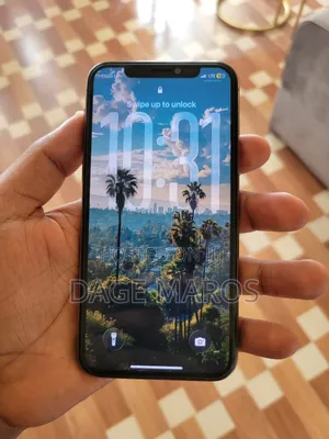 Photo - New Apple iPhone 11 Pro 256 GB Gold