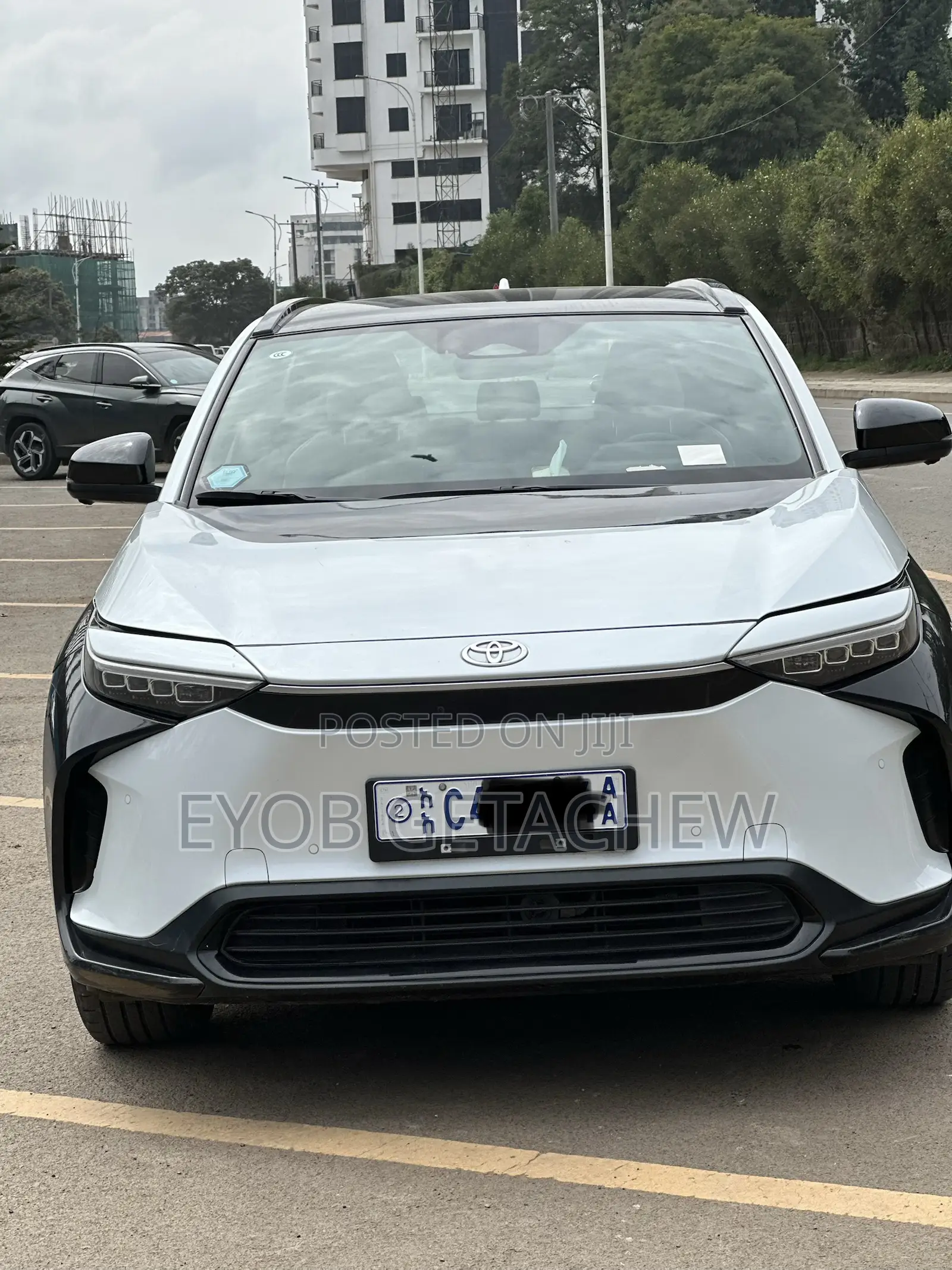 Toyota bZ4X 71.4 kWh FWD 2023 White