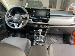 Kia Seltos 2022 Orange