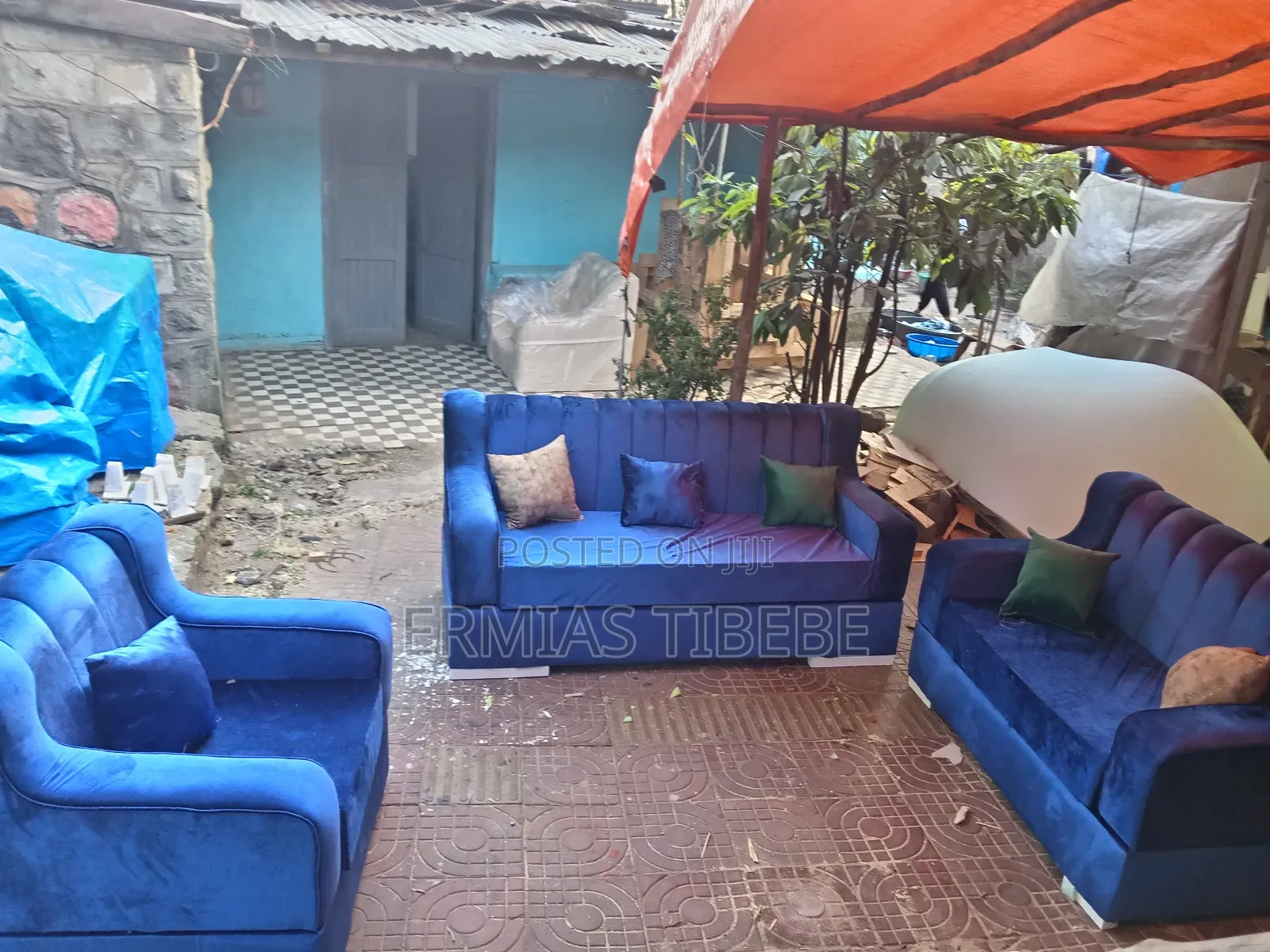 ሶፋ|ስድስት ሠዉ የሚያስቀምጥ|ባለ3 ባለ 2 ባለ1|