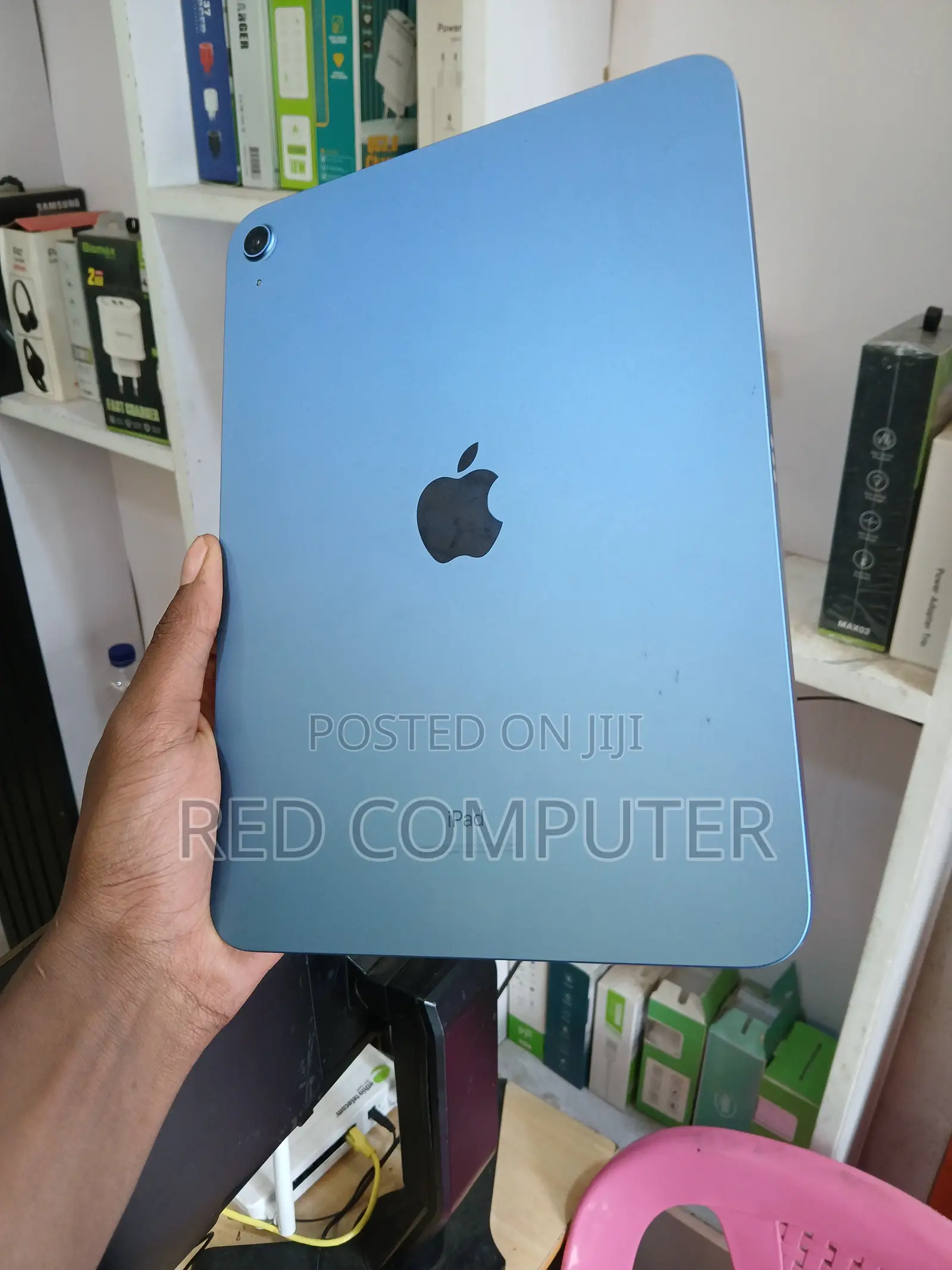 New Apple iPad Air 64 GB Blue