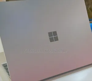 New Laptop Microsoft Surface 8GB Intel Core I5 SSD 128GB