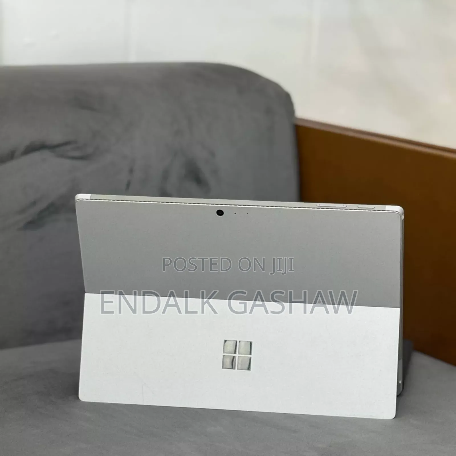 New Laptop Microsoft Surface Pro 8GB Intel Core I5 SSD 256GB