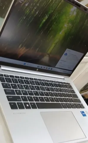 New Laptop HP EliteBook 845 G10 16GB Intel Core I5 SSD 1T