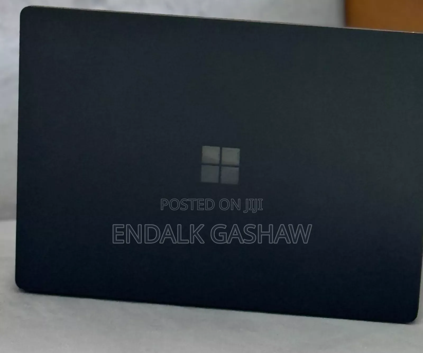 New Laptop Microsoft Surface 16GB Intel Core I7 SSD 256GB