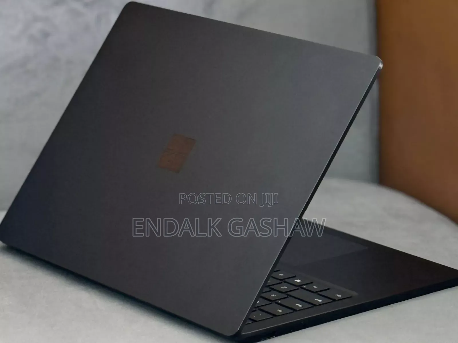 New Laptop Microsoft Surface 16GB Intel Core I7 SSD 256GB