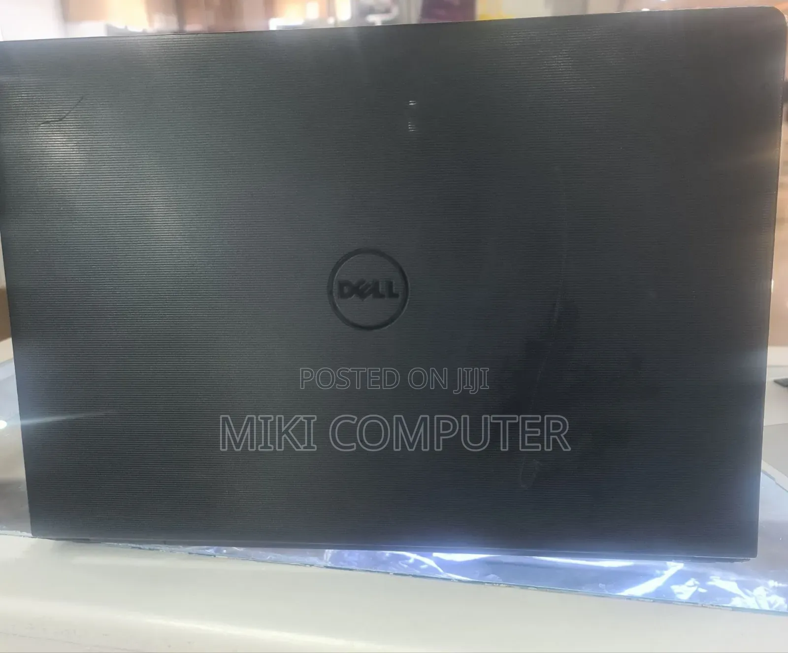 New Laptop Dell Vostro 1014 4GB Intel Core I5 HDD 1T
