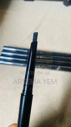 Photo - Black Angel Eyebrow Pencil With Brush 