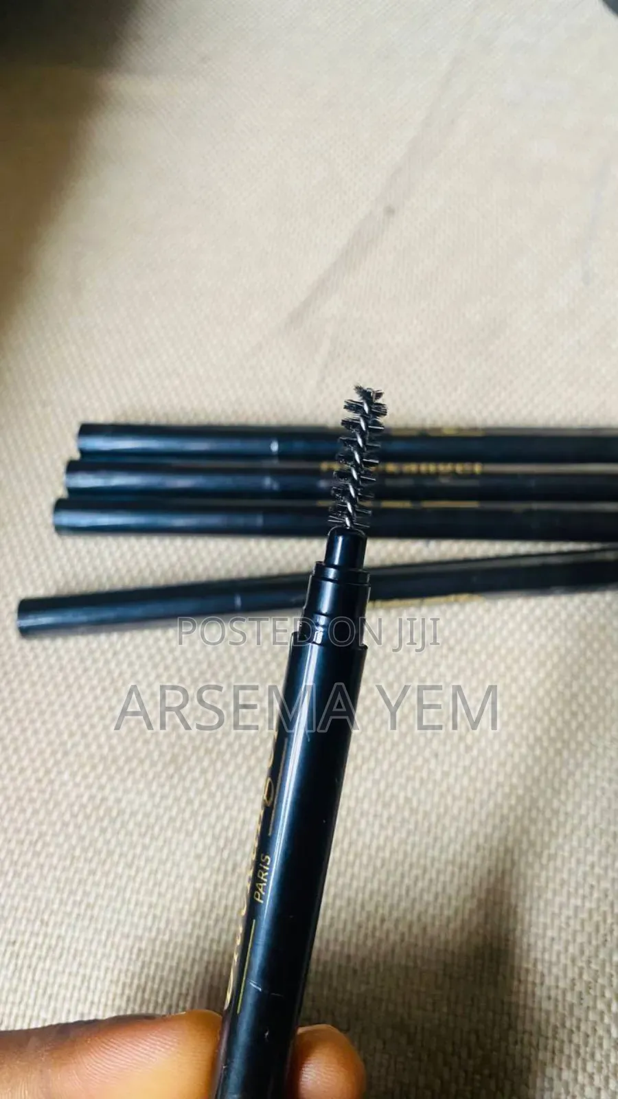 Black Angel Eyebrow Pencil With Brush 