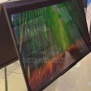 Photo - New Laptop Lenovo ThinkPad Yoga 16GB Intel Core i7 SSD 1T