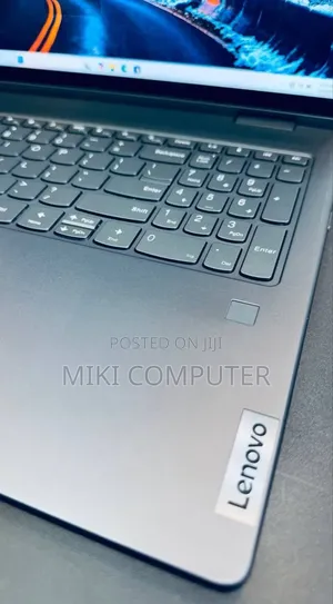 New Laptop Lenovo Yoga 7i 16GB Intel Core I7 SSD 512GB