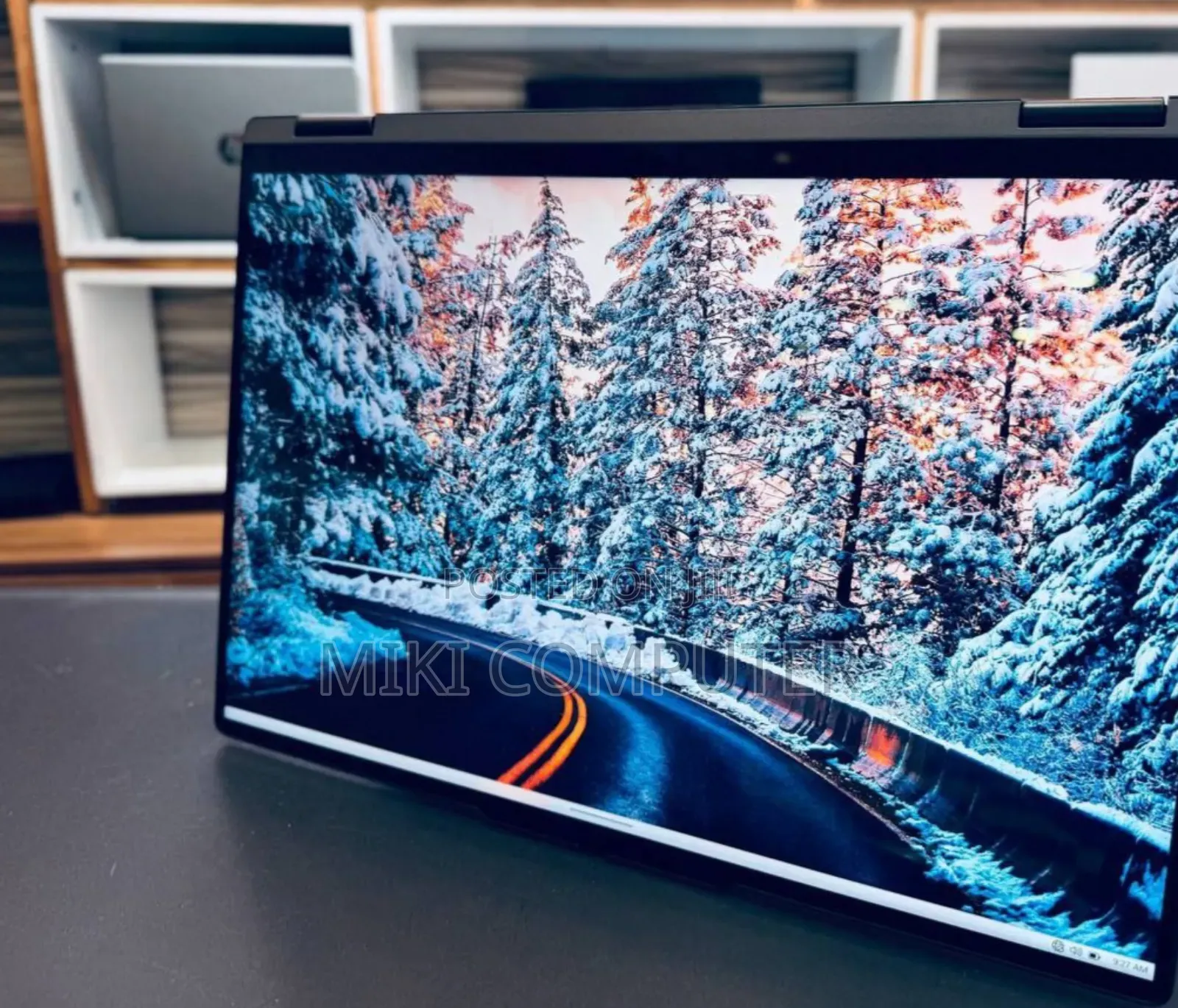 New Laptop Lenovo Yoga 7i 16GB Intel Core I7 SSD 512GB