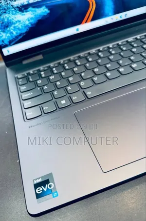 New Laptop Lenovo Yoga 7i 16GB Intel Core I7 SSD 512GB