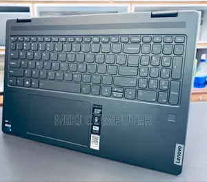 New Laptop Lenovo Yoga 7i 16GB Intel Core I7 SSD 512GB