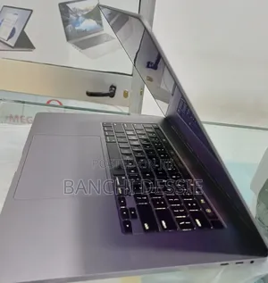 New Laptop Apple MacBook Pro 2019 32GB Intel Core I9 SSD 1T