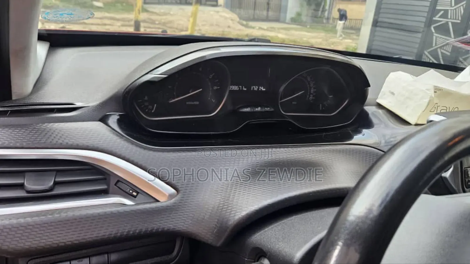 Peugeot 2008 2017 Red