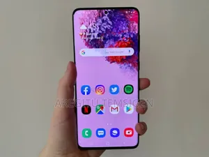 Photo - Samsung Galaxy S20+ 5G 128 GB Black