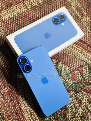 New Apple iPhone 16 128 GB Blue