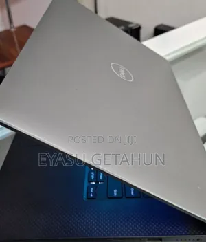 New Laptop Dell Precision 15 5540 16GB Intel Core i5 SSD 256GB