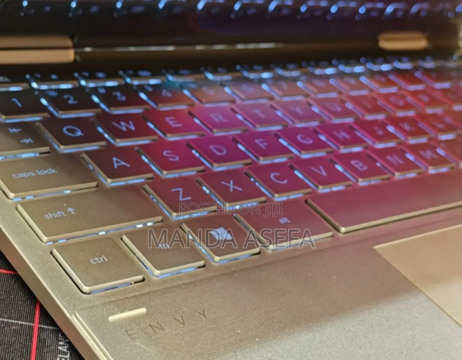 New Laptop HP Envy X360 8GB Intel Core I7 SSD 1T