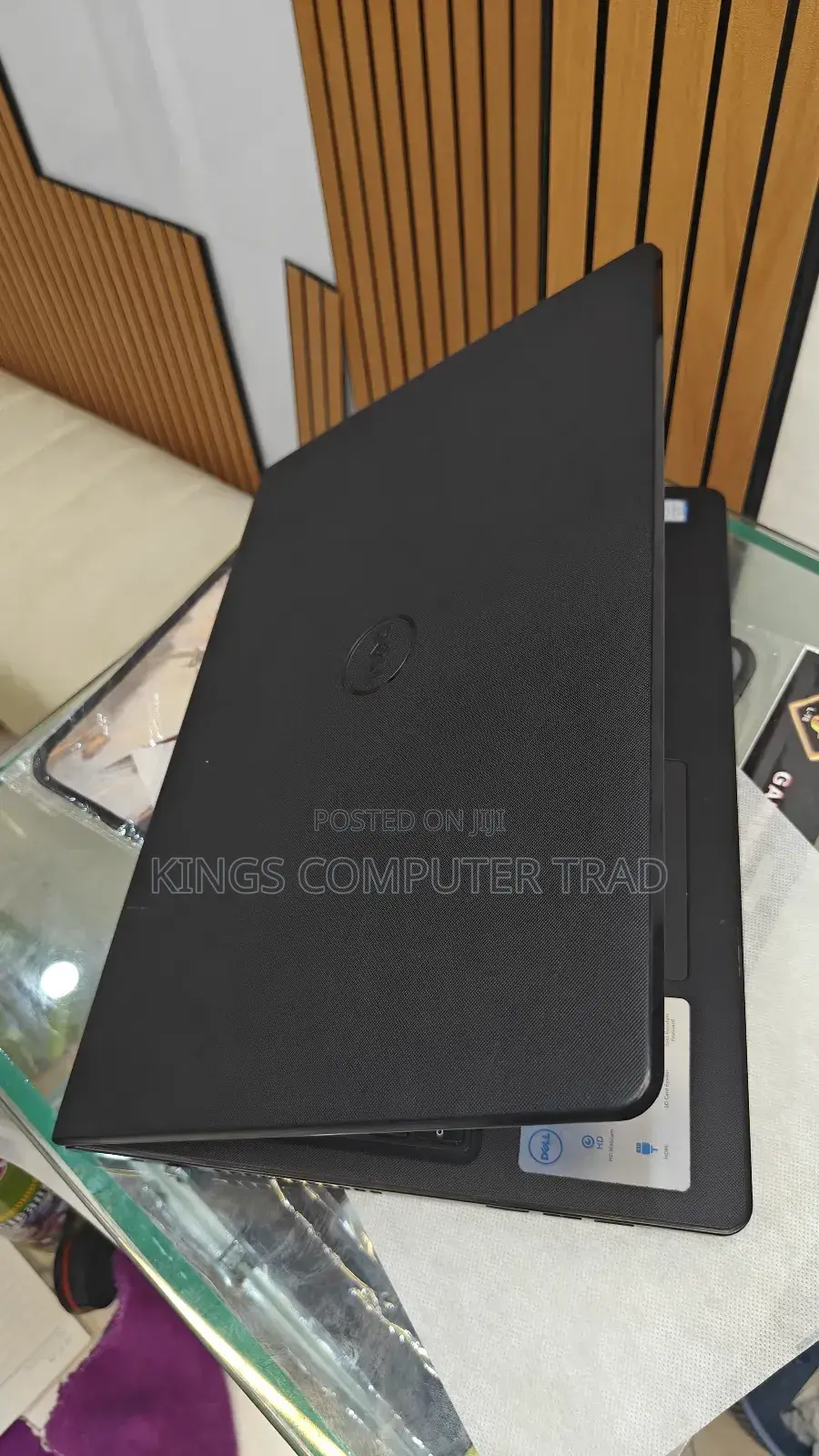 New Laptop Dell Inspiron 15 8GB Intel Core i3 HDD 1T