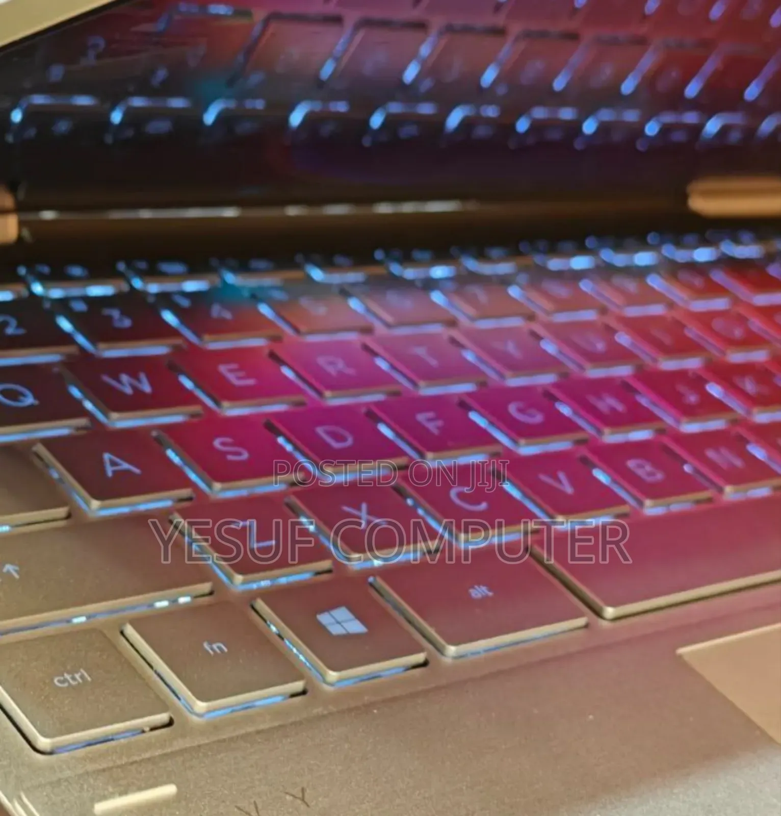 New Laptop HP Envy X360 8GB Intel Core I7 SSD 1T